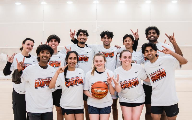 Photo of intramural basketball team